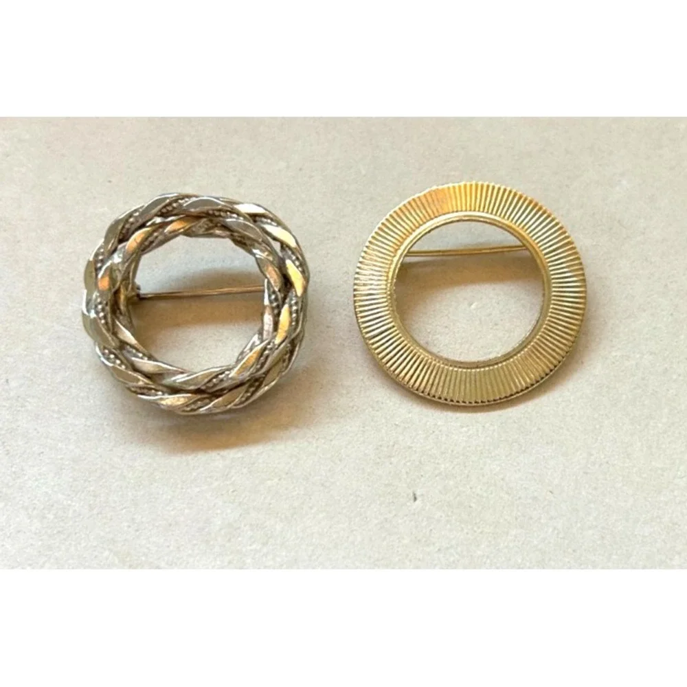 Vtg MCM Geometric Circle Brooch Lot of 2 Silver Gold Tone Textured Pin Set Mod